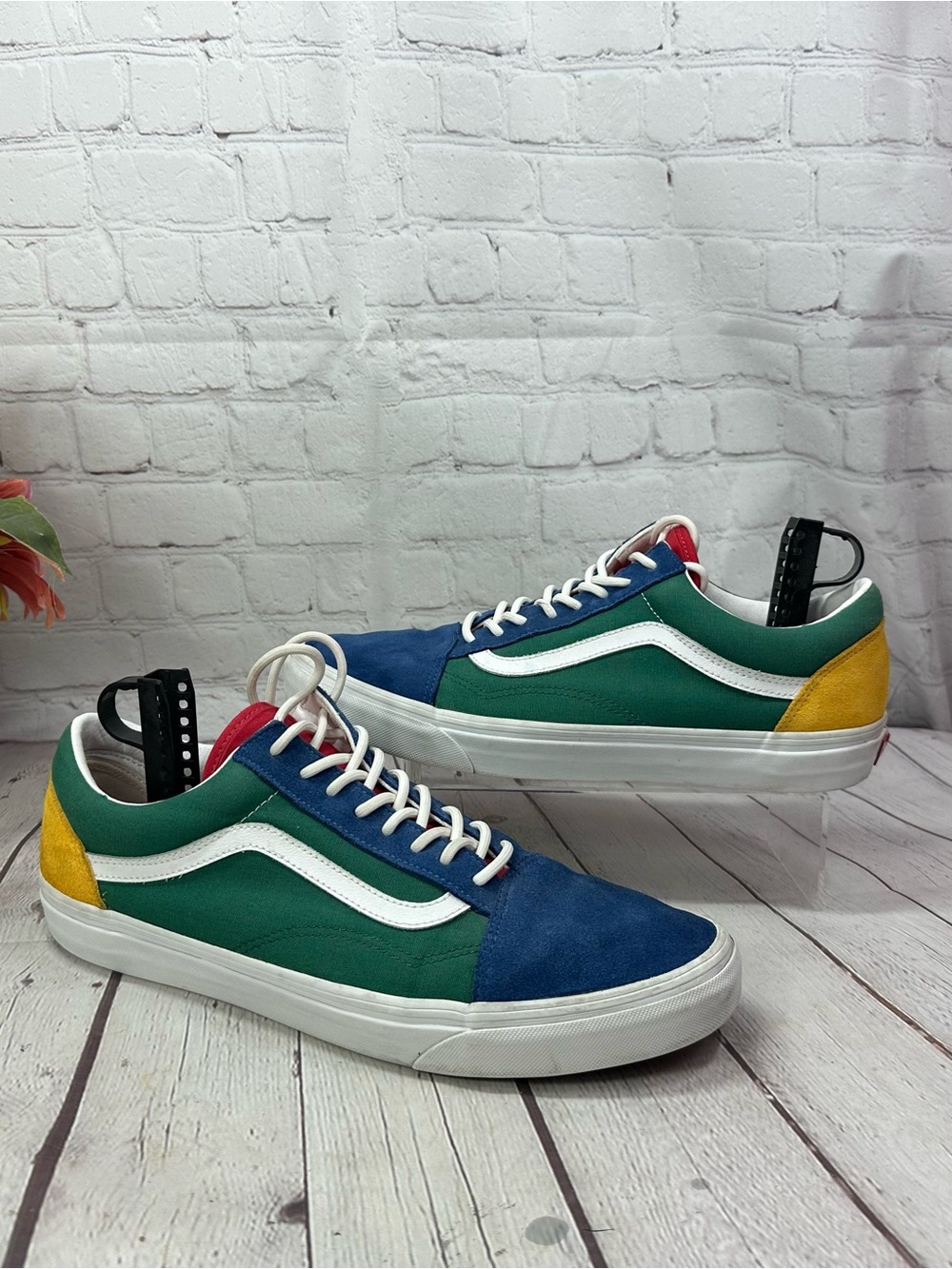Vans Low-Top Sneakers in Green, Blue, Yellow